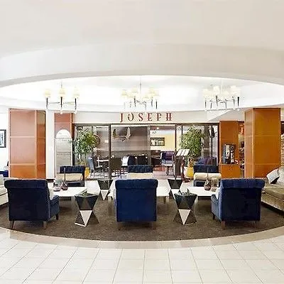 Sandman Hotel Montreal - Longueuil