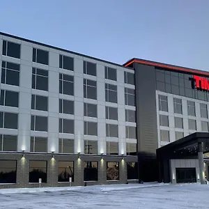 Grand Times Blainville-mirabel Hotel