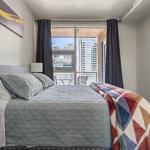 https://city-view-1br-downtown-calgary.calgaryhotelsearch.com