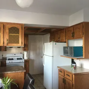 https://sandys-house.vancouver-hotels-bc.net