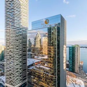 https://simply-comfortgorgeous-downtown-apartment.hotelstorontoontario.org